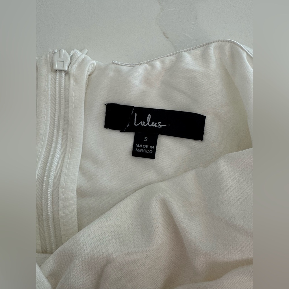 Lulus Impress Release White Off-the-Shoulder Puff Sleeve Jumpsuit Sz S NEW - Picture 8 of 9